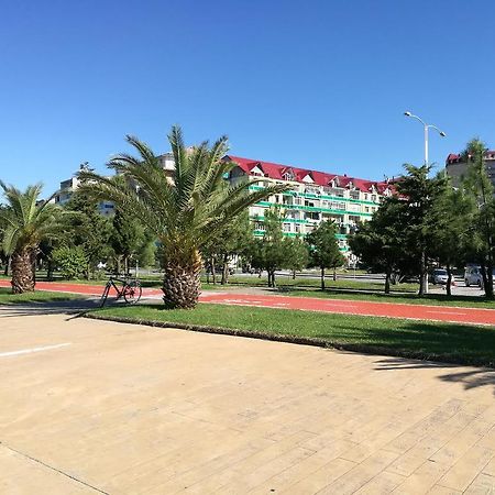 Apartment Rustaveli 59 Батумі Екстер'єр фото