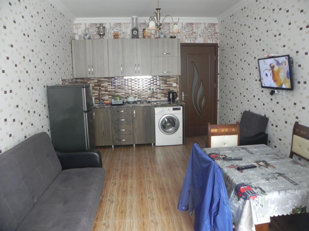 Apartment Rustaveli 59 Батумі Екстер'єр фото